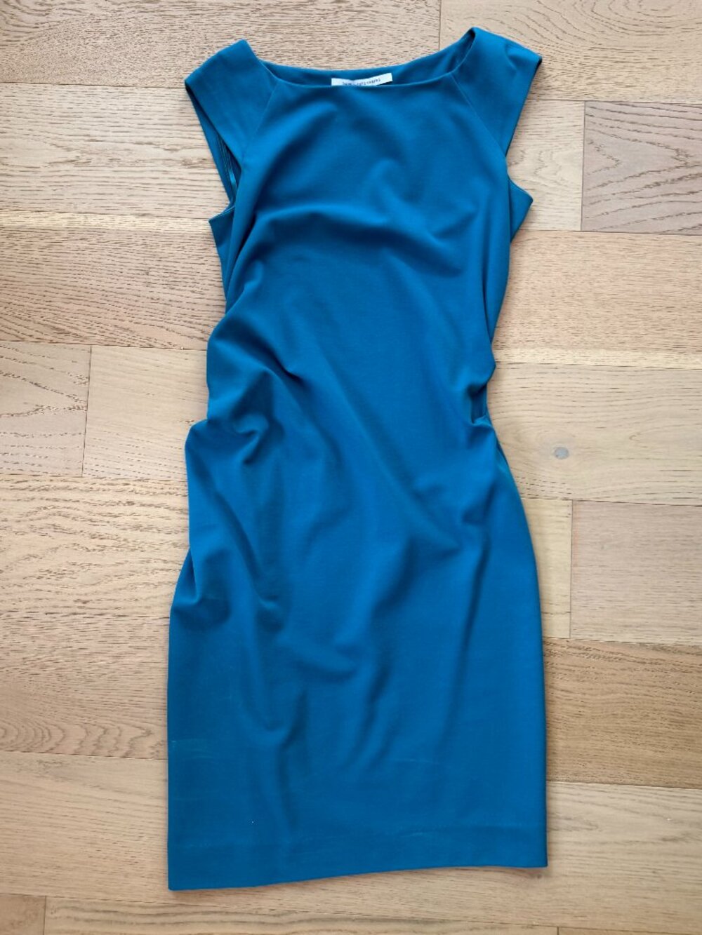 Diane Von Furstenburg Bodycon dress, size 8, teal